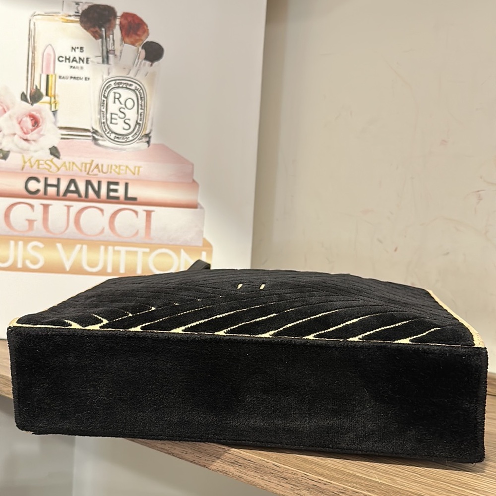 đĽ Fendi Snake-skin & Velvet-Canvas Shoulder Bag đĽ - Picture 8 of 17